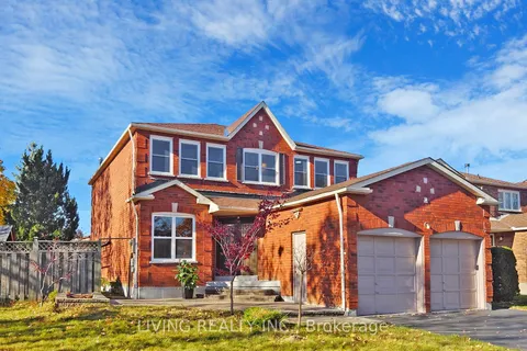 97 Palomino Dr, Mississauga, ON L4Z 3H9