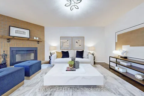 97 Palomino Dr, Mississauga, ON L4Z 3H9