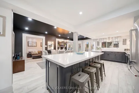 151 Torrance woods, Brampton, ON L6Y 4L3