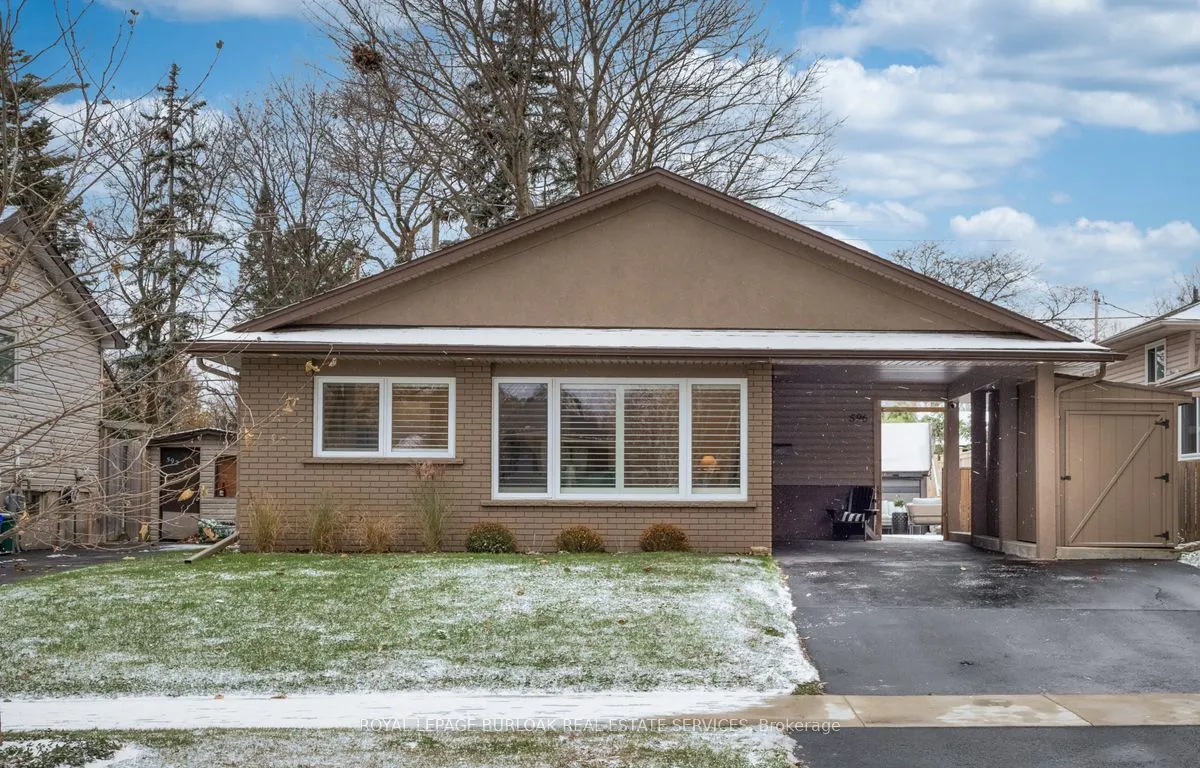 596 Thornwood Ave, Burlington, ON L7N 3B8