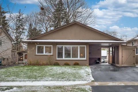 596 Thornwood Ave, Burlington, ON L7N 3B8