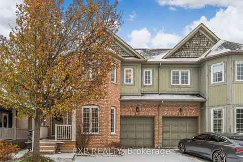 2407 Bankside Dr, Mississauga, ON L5M 6E6