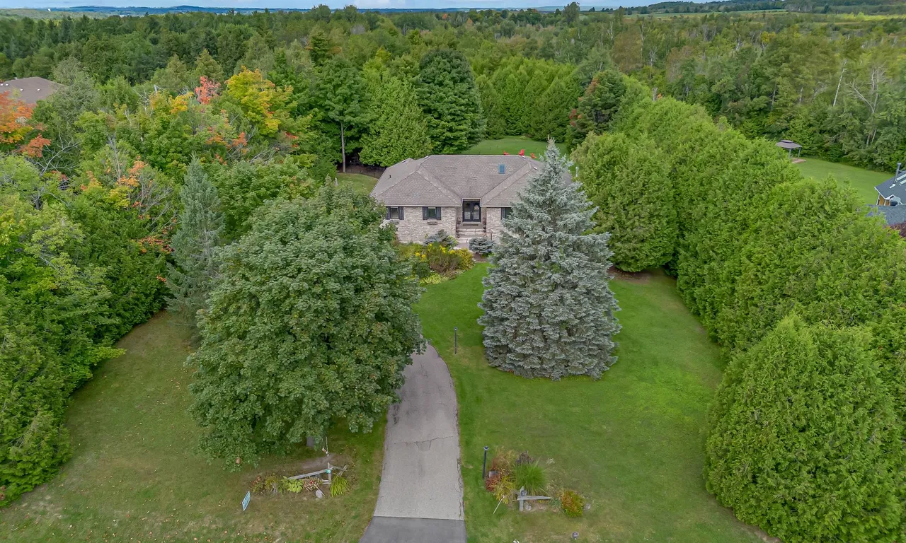 19 Mcconachie Cres, Caledon, ON L7K 0B9