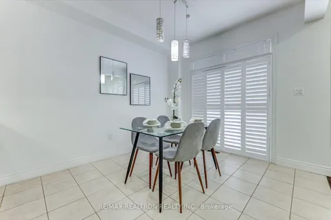 25 Sleightholme Cres, Brampton, ON L6P 3E9