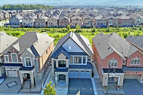 10 Fruitvale Circ, Brampton, ON L7A 5C5
