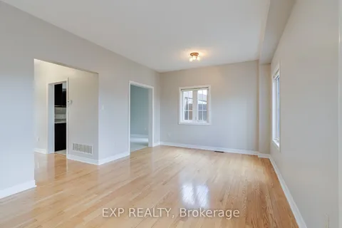 109 Eastbrook Way, Brampton, ON L6P 0Z9