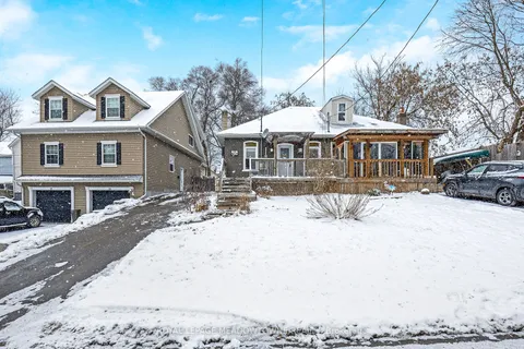 13 Church St, Halton Hills, ON L7J 2A4