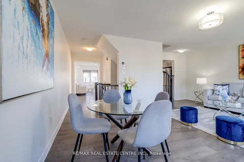 4 Metro Cres, Brampton, ON L7A 0A8