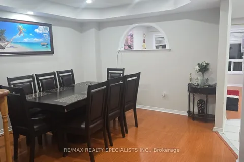 22 Serenity Lane, Brampton, ON L6R 2T1