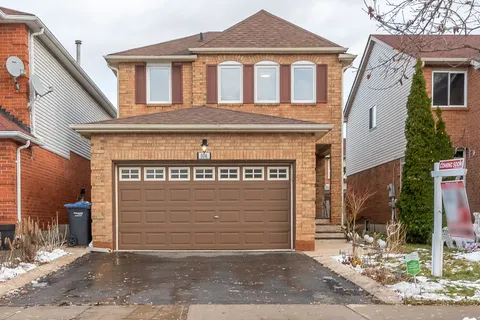 108 Beaconsfield Ave, Brampton, ON L6Y 4R5