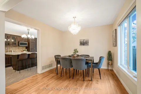 108 Beaconsfield Ave, Brampton, ON L6Y 4R5