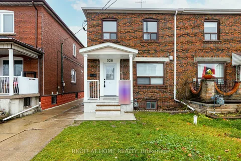 528 Old Weston Rd, Toronto, ON M6N 3B1