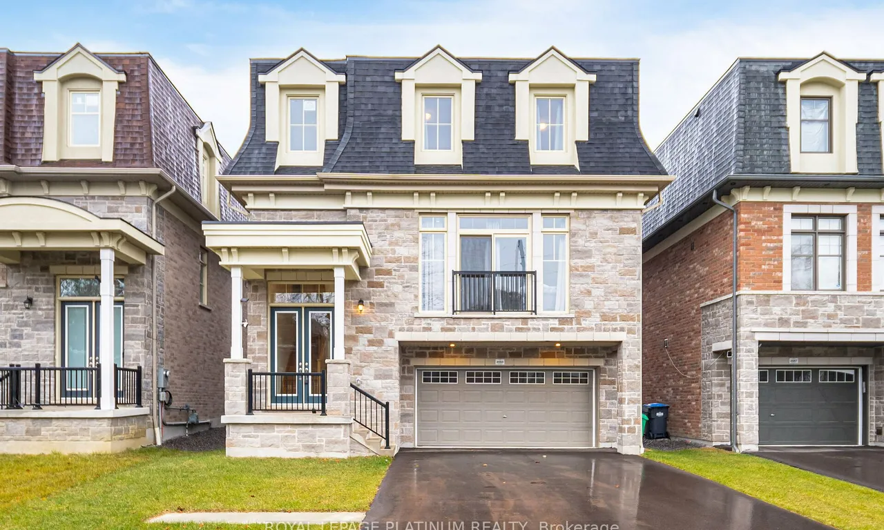 2093 Primate Rd, Mississauga, ON L4Y 0H2