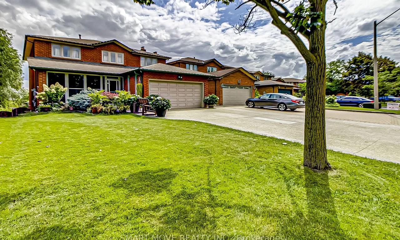 3044 Knob Hill Crt, Mississauga, ON L4X 2X4