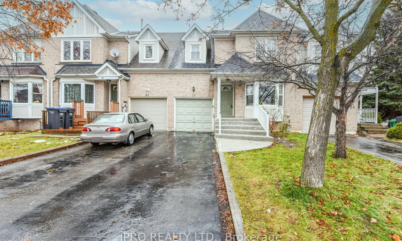 22 Desert Sand Dr, Brampton, ON L6R 1V5