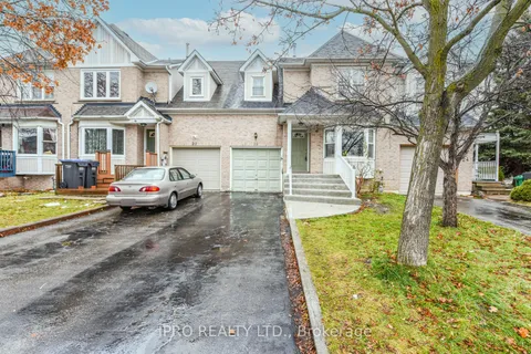 22 Desert Sand Dr, Brampton, ON L6R 1V5