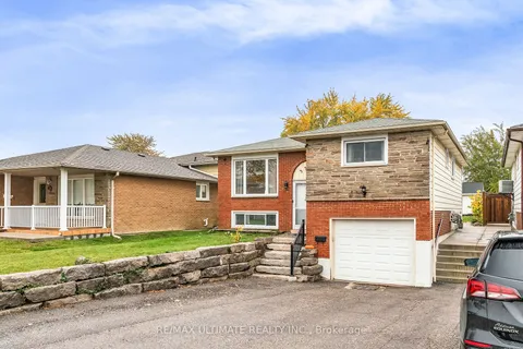 3321 Monica Dr, Mississauga, ON L4T 3E6
