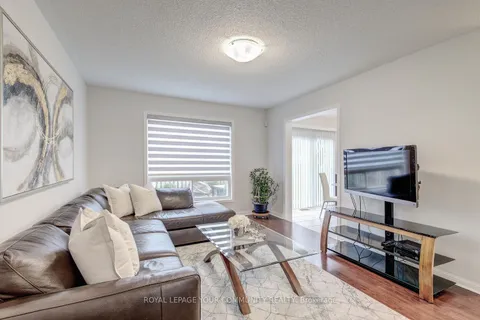 9 Sugarhill Dr, Brampton, ON L7A 3L8