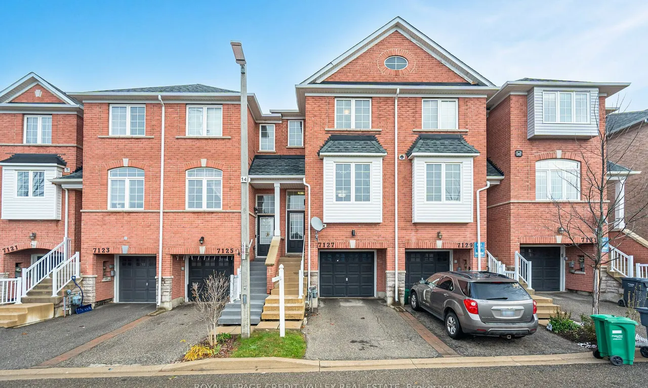 7127 Fairmeadow Cres, Mississauga, ON L5N 8R6