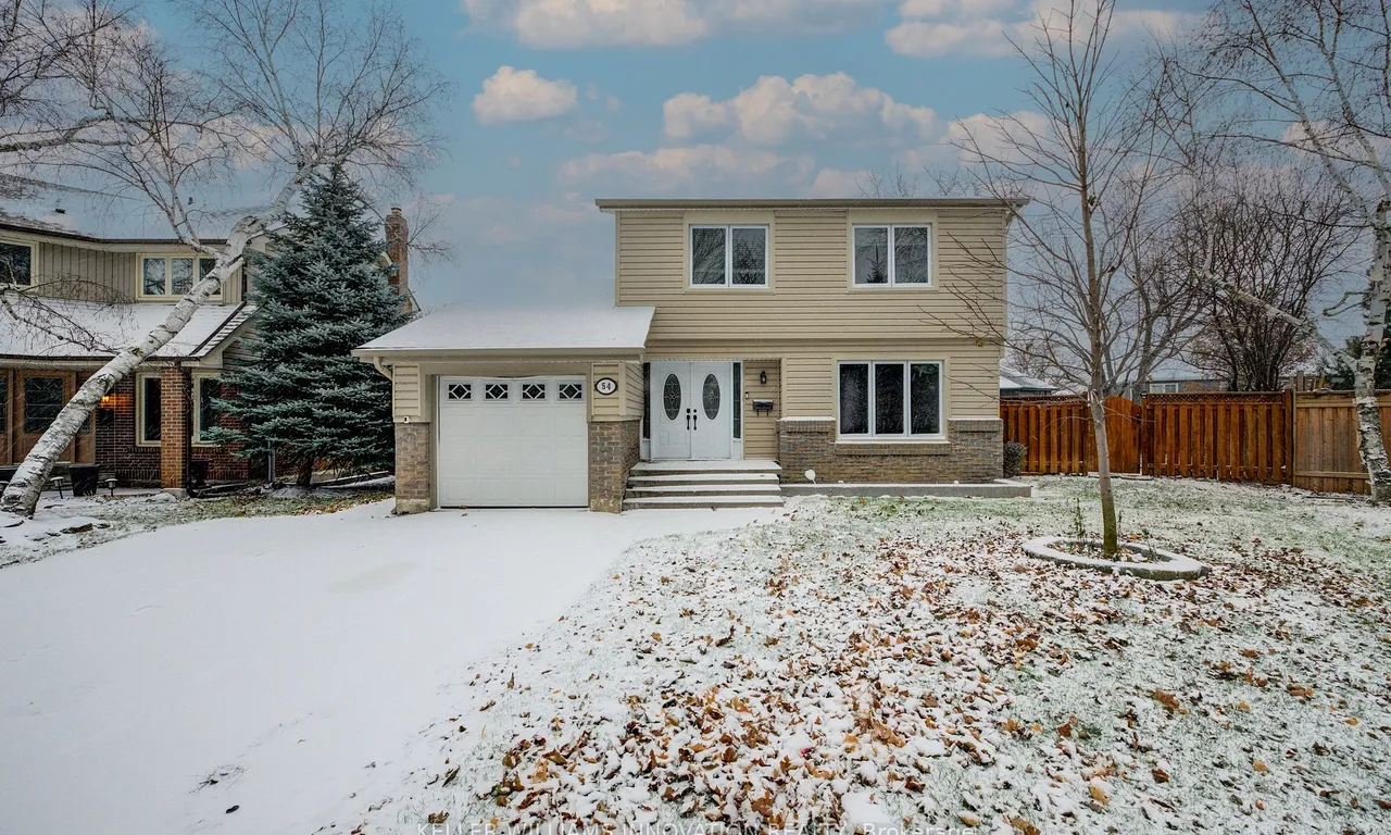 54 Madrid Cres, Brampton, ON L6S 2X4