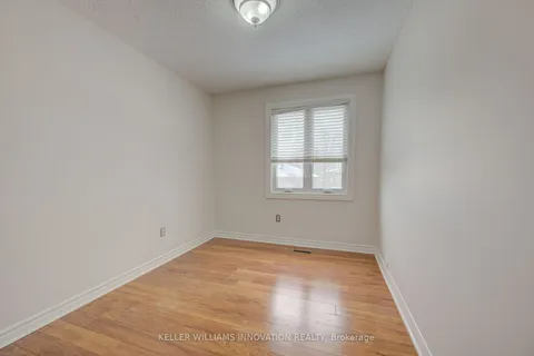 54 Madrid Cres, Brampton, ON L6S 2X4