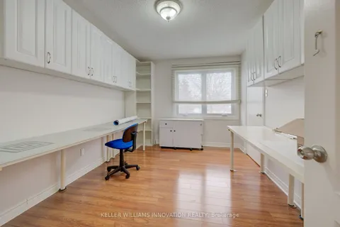 54 Madrid Cres, Brampton, ON L6S 2X4