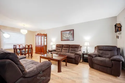 4 Brookview Rd, Brampton, ON L6X 2V9