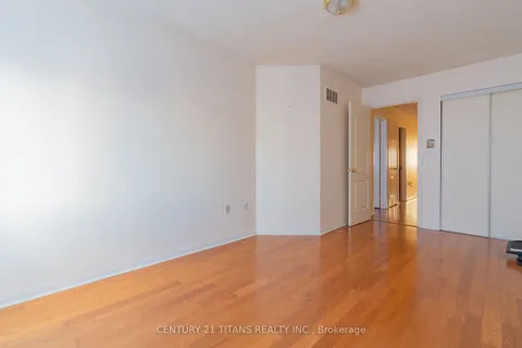 106 Weather Vane Lane, Brampton, ON L6X 4S4