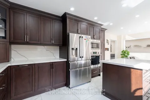 8 Tremont Crt, Brampton, ON L6Z 4C8