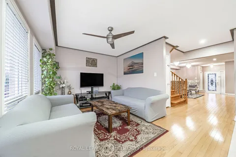 19 Iceberg Tr, Brampton, ON L6R 0H9