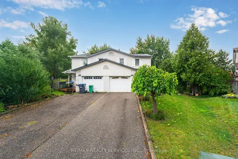 16 Montrose Pl, Brampton, ON L6S 2S8