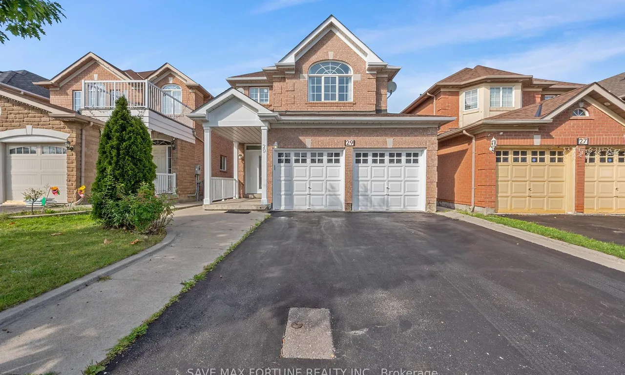 29 Binder Twine Tr, Brampton, ON L6X 4S5