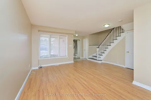 63 Candy Cres, Brampton, ON L6X 4A1