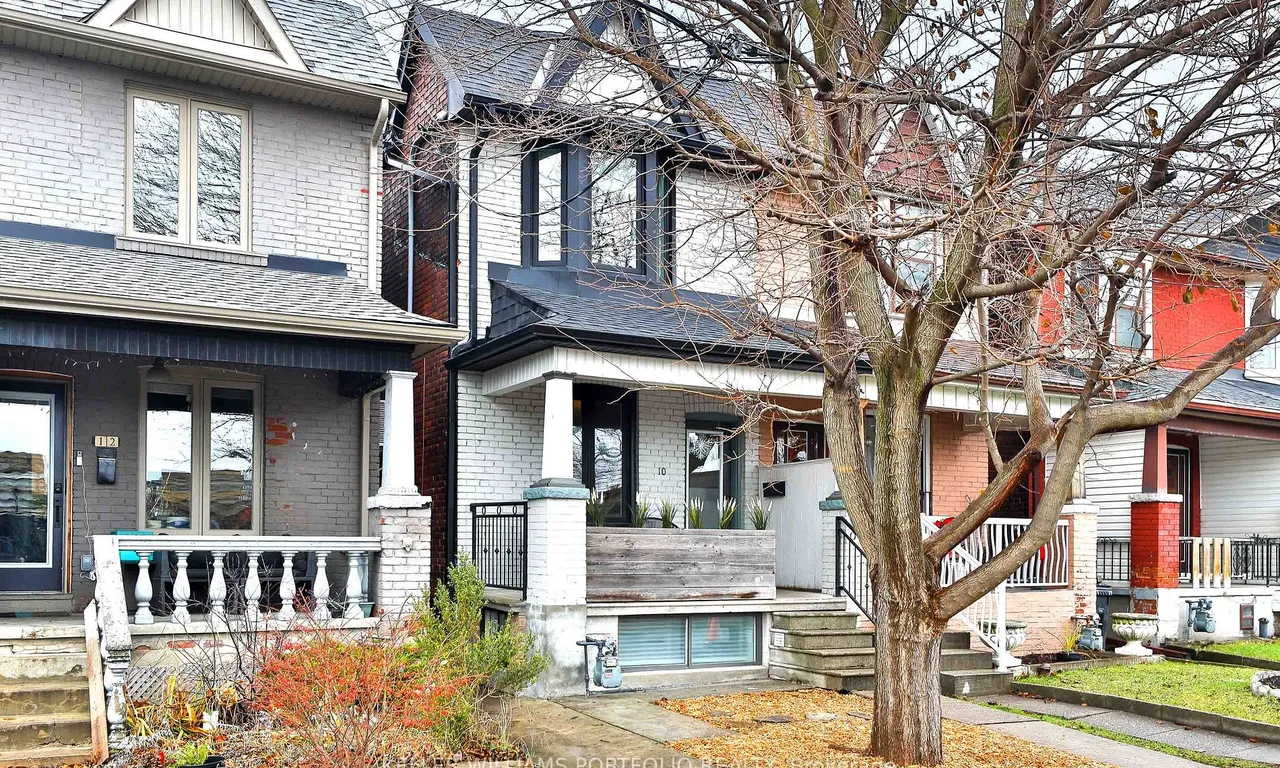 10 Westport Ave, Toronto, ON M6N 1E2