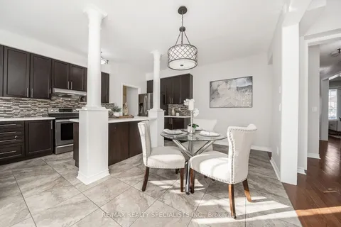 25 Upshall Dr, Brampton, ON L6P 1A7