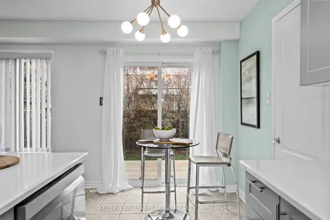 2237 Braeswood Lane, Burlington, ON L7L 6Z3
