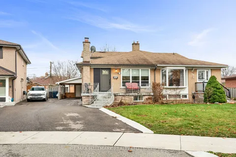 21 FARLEY Cres, Toronto, ON M9R 2A5