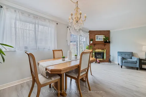 40 Crenshaw Crt, Brampton, ON L6Z 1W9