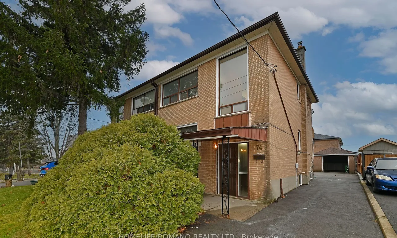 74 Chalkfarm Dr, Toronto, ON M3L 1L2