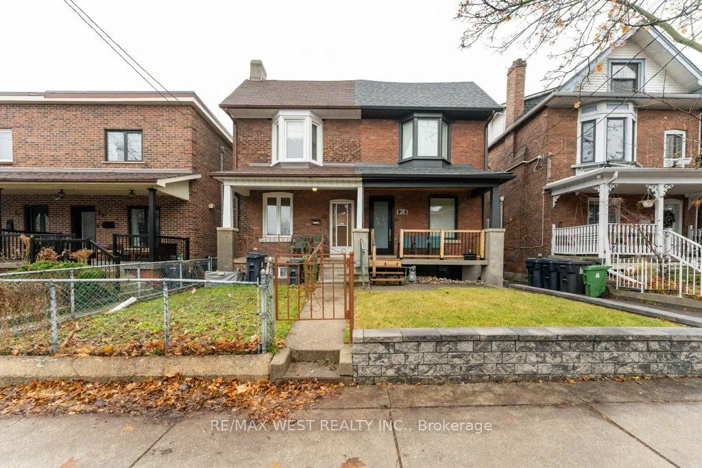 26 Greenlaw Ave, Toronto, ON M6H 3V5