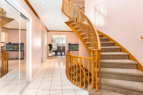 34 Corkett Dr, Brampton, ON L6X 3G9