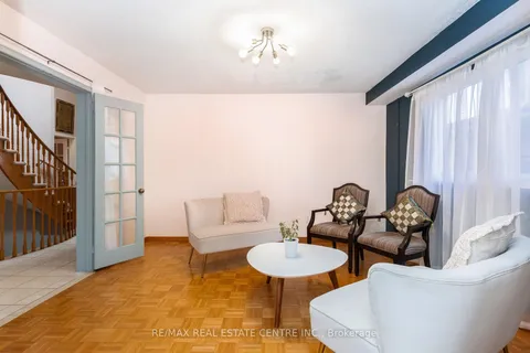 34 Corkett Dr, Brampton, ON L6X 3G9