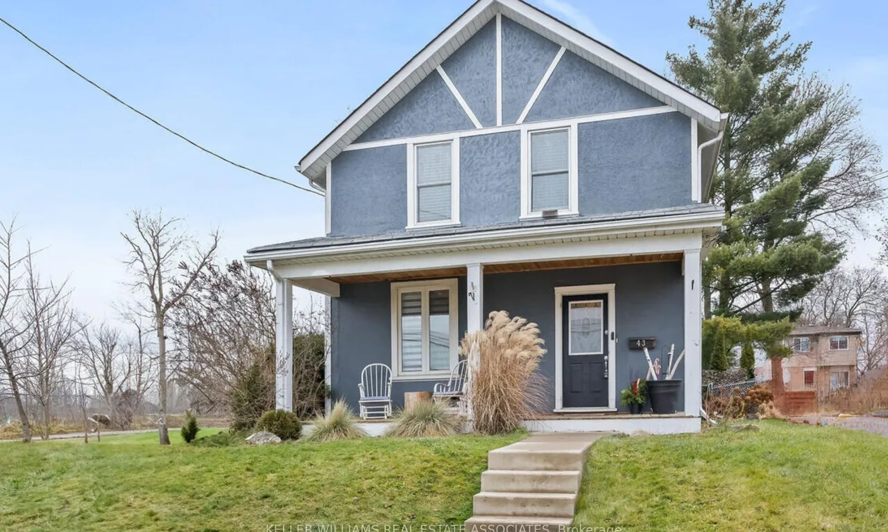 43 Victoria St, Halton Hills, ON L7G 3N5
