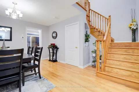 36 Morgandale Rd, Brampton, ON L7A 2K1