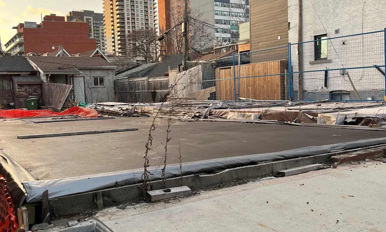 228 Emerson Ave, Toronto, ON M6H 3T6