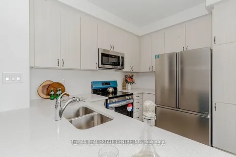 1704 Dance Crt, Milton, ON L9T 6H8