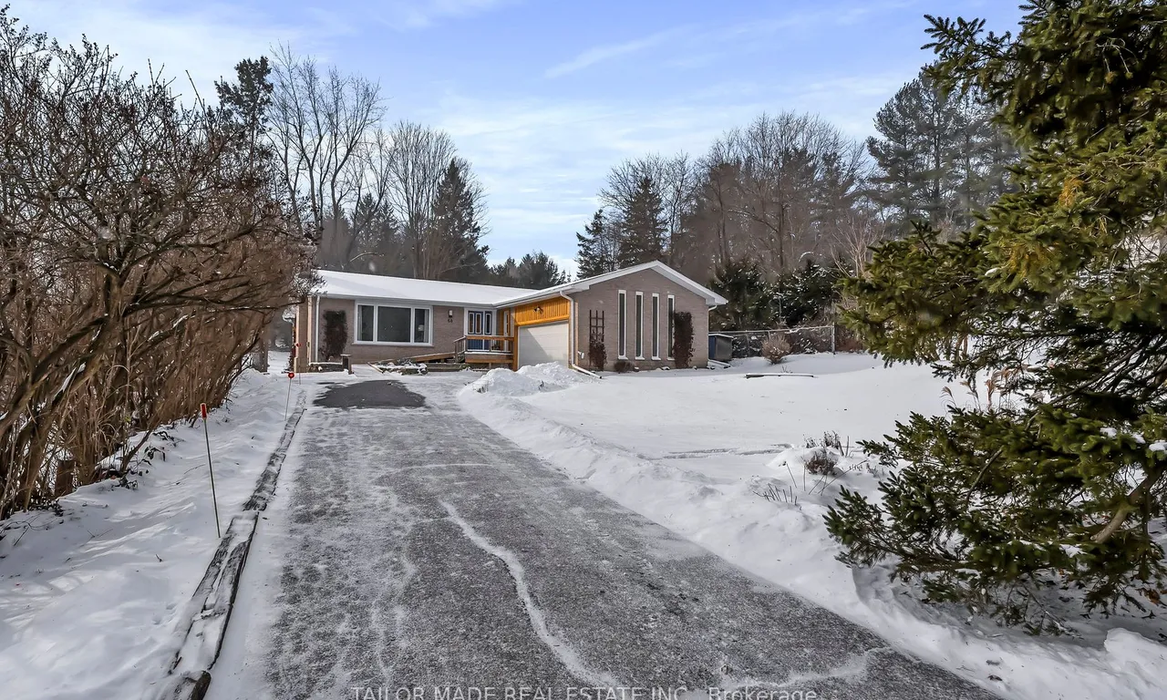 60 Credit Rd, Caledon, ON L7C 3J1