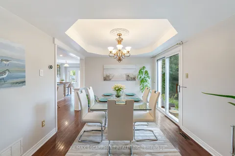 24 Furrows End, Brampton, ON L6Z 4S5