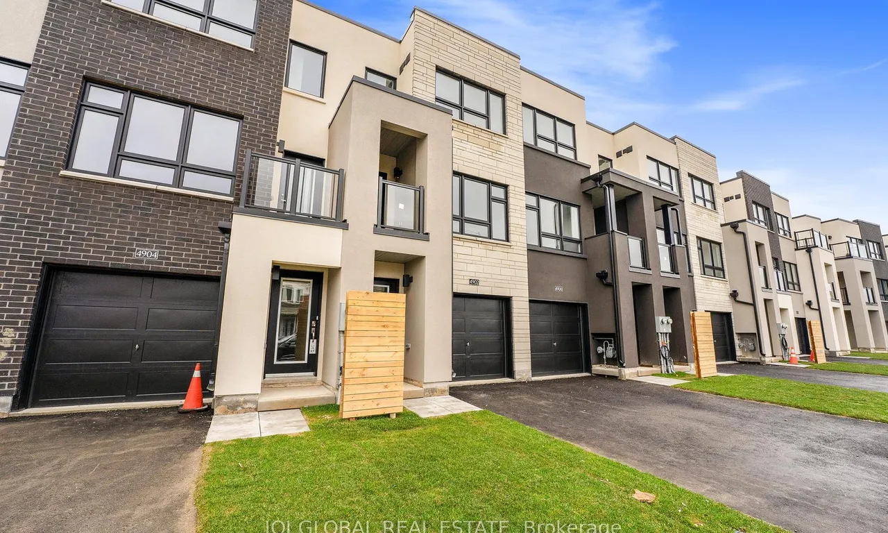 4902 Valera Rd, Burlington, ON L7M 2A9