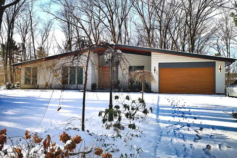 344 Dalewood Dr, Oakville, ON L6J 4P5
